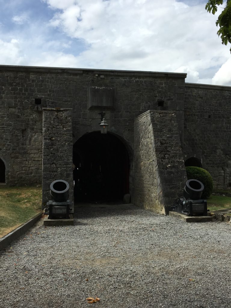 porte d'entrée de la citadelle de Dinant