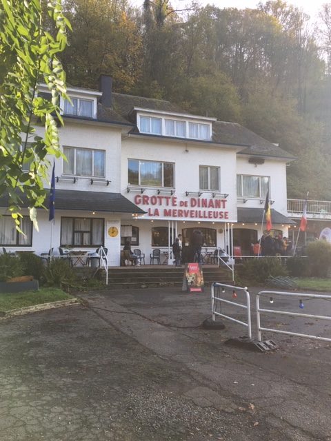 le centre d'accueil de la grotte la merveilleuse